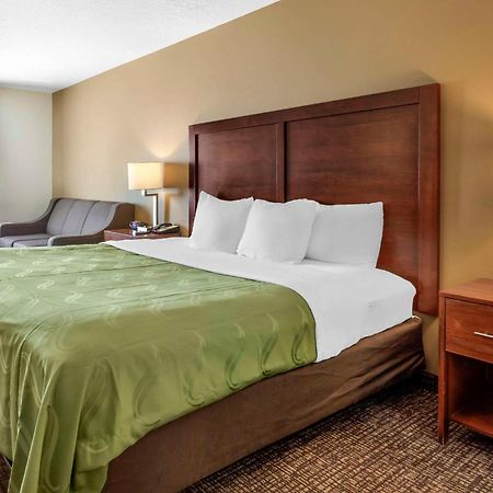 Quality Inn Logan Near University Esterno foto